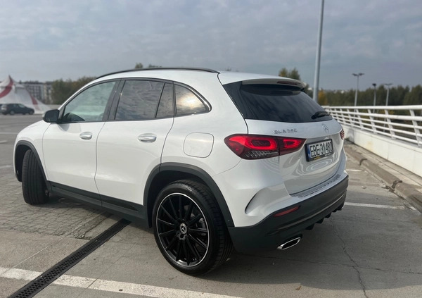 Mercedes-Benz GLA cena 167500 przebieg: 24300, rok produkcji 2021 z Warszawa małe 154